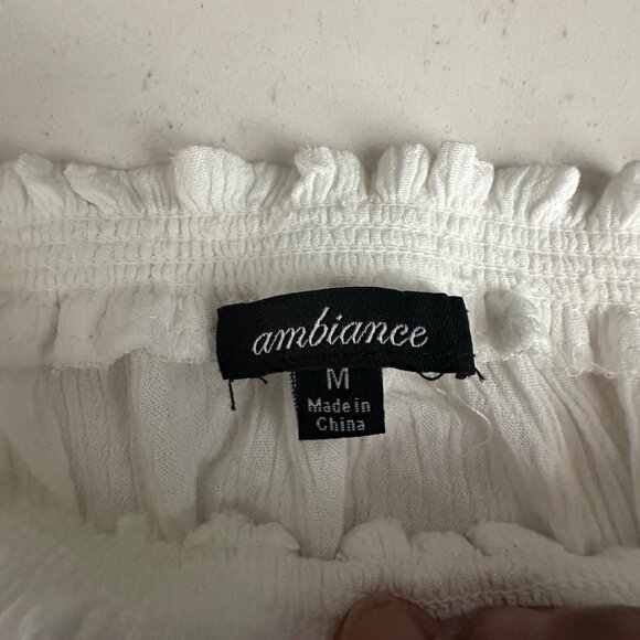 Womens White Off-Shoulder Smocked Crop Top Size M Ambiance Lightweight Cotton Bl - Picture 3 of 5